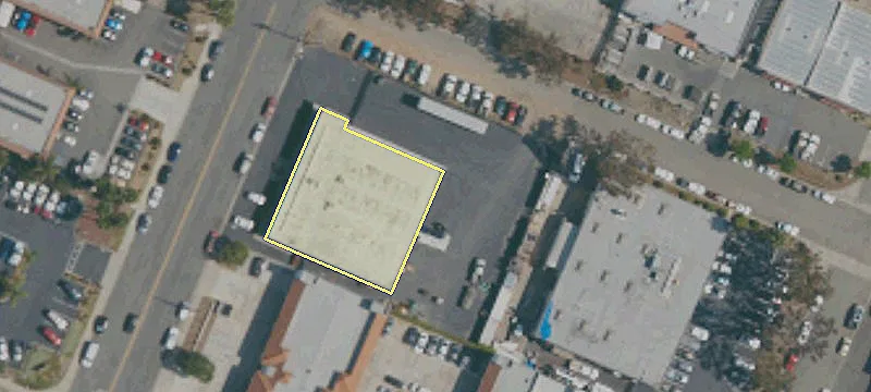 Industrial/Flex Suite with Fenced Lot