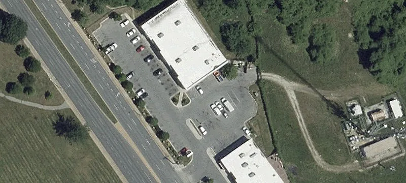 Modern Retail Building in Baltimore