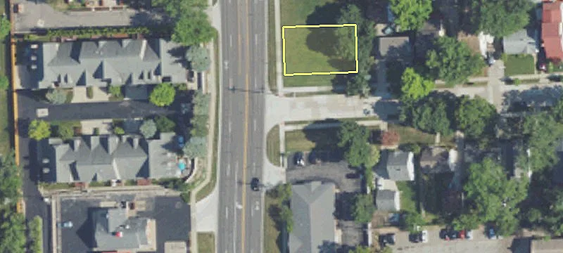 Charming Townhouse in Royal Oak