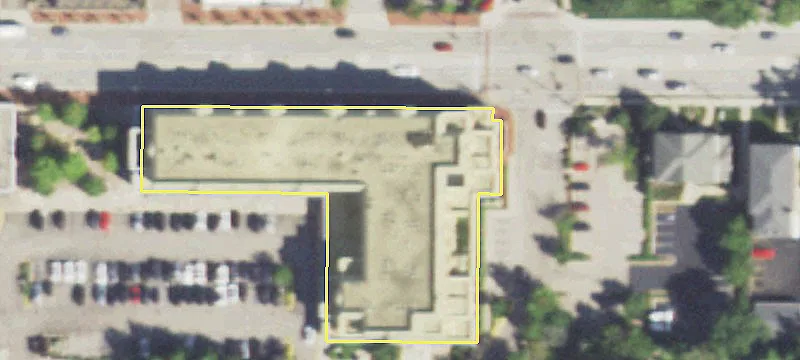 Downtown Deerfield Luxury Apartment