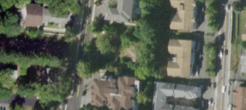 Spacious Apartment Near Park