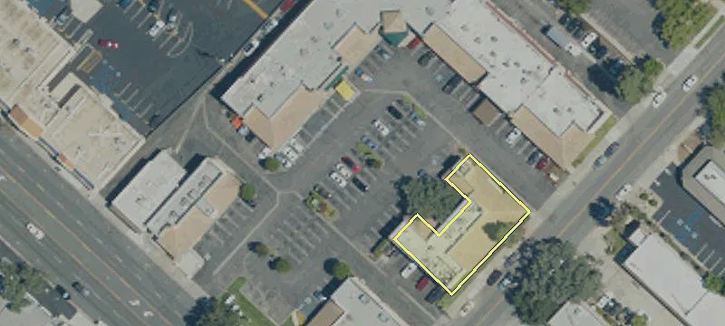 Retail Showroom Suite For Lease
