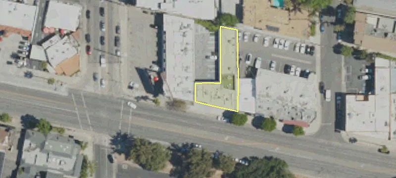 Ventura Blvd Prime Corner Location