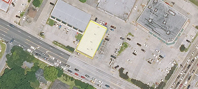 Retail Space at Prime Intersection
