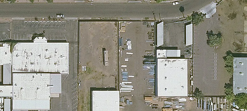 Freestanding Industrial Building with Secured Yard