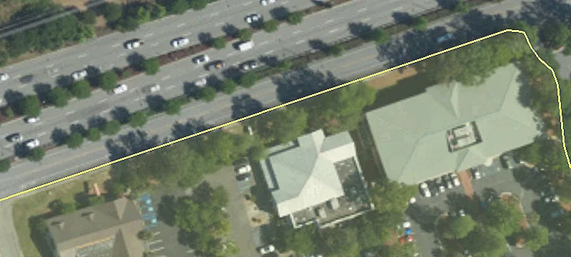 Renovated Shopping Center on Hwy 17