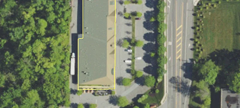 Retail Location in Newtown Square