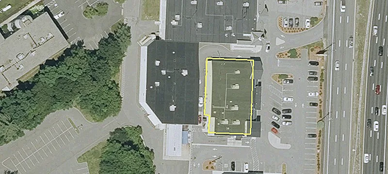 Retail End Cap Space Available