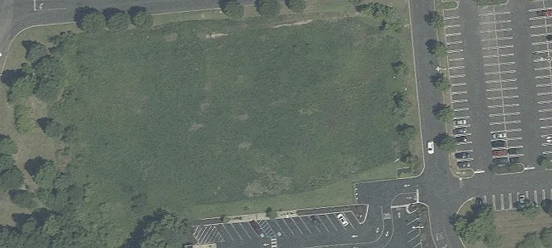 Retail Space Near Deptford Mall