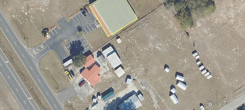 Land with Traffic Signal Access