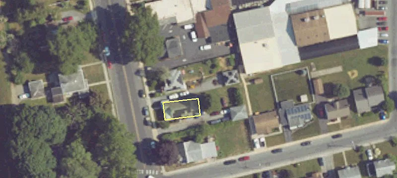 Retail Property Near Weis Markets
