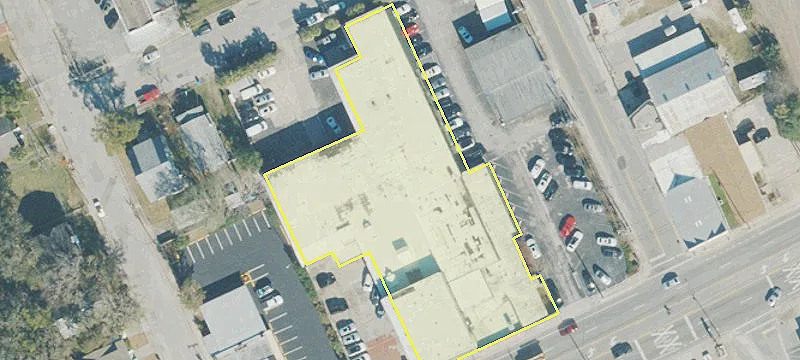 Freestanding Building on Speedway Boulevard