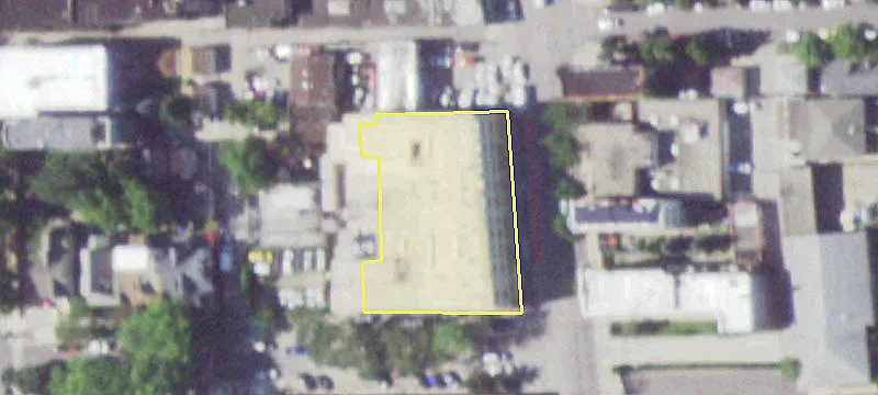 Retail Space in Andersonville