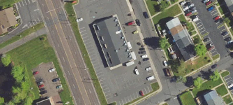 Retail Space on Heavily Trafficked Route