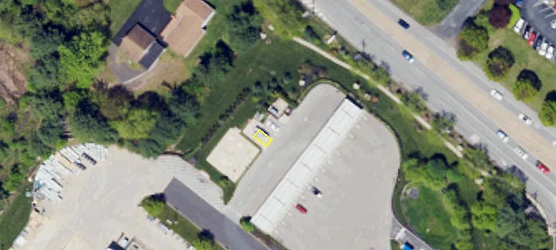 Retail Pad Opportunity Near Mall