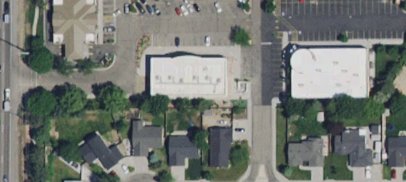 Retail Space in High-Volume Area