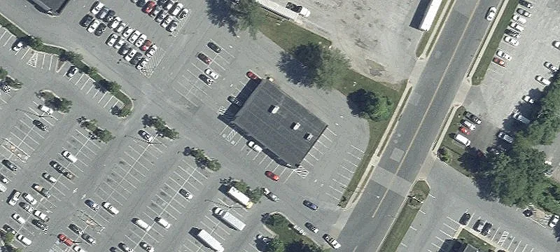 Retail Space in Brenbrook Plaza