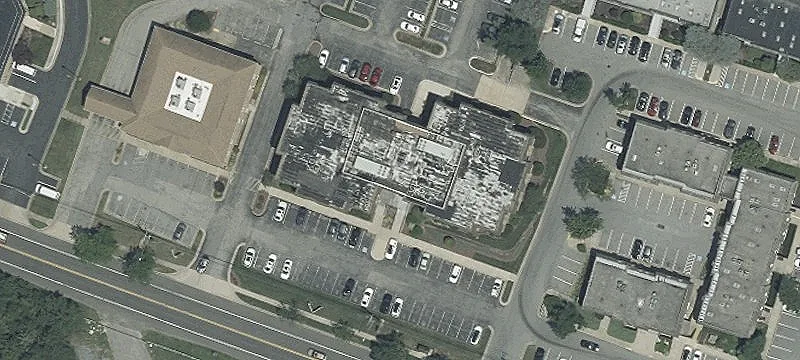 Renovated Office Building Near Metro