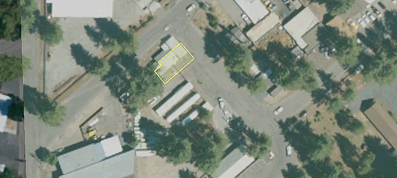 Industrial Building with Yard, Office