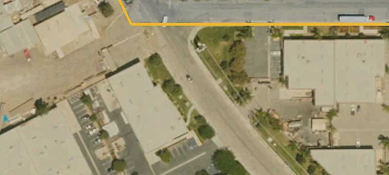 Doolittle Avenue Warehouse with Yard