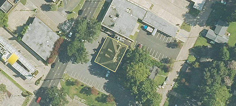 Equipped Restaurant/Bar on Pinhook Road