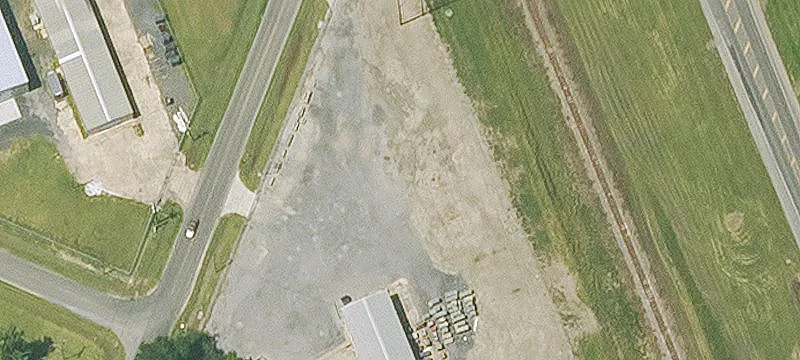 Freestanding Buildings with Stabilized Yard