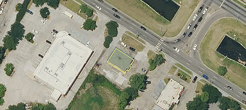 Commercial Property on General DeGaulle
