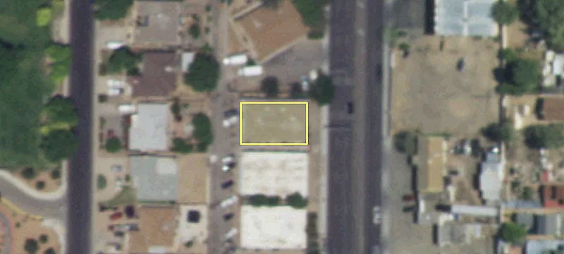 Well-Kept Fourplex in Central Area