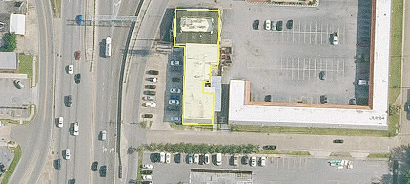 Retail End-Cap Space Available