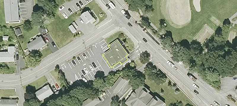 Freestanding Commercial Building on Route 20