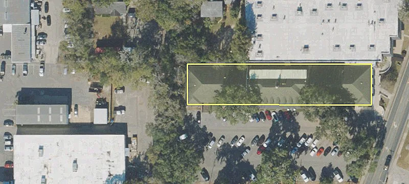 Midtown Office Building with Amenities