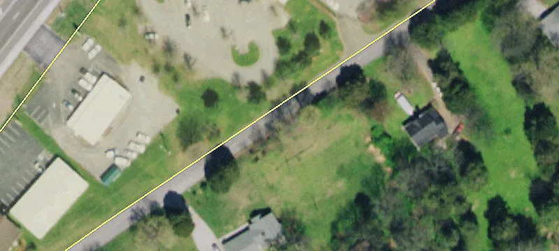 Former Veterinary Office For Sale