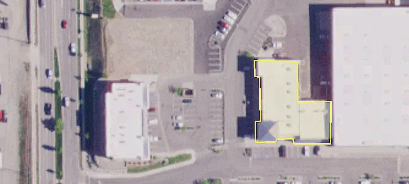 Retail Strip Attached to WinCo