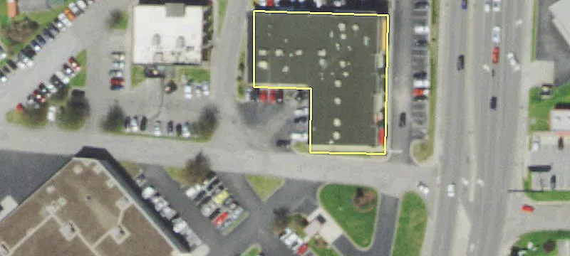 Retail Space on Clinton Highway