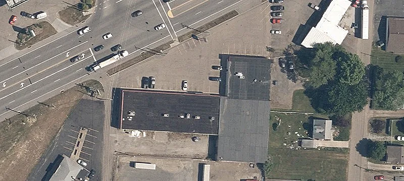 Warehouse Space at Signalized Intersection