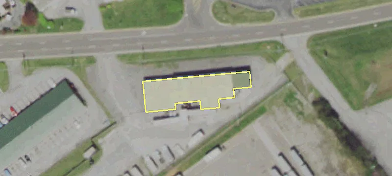 Industrial Building on Middlebrook Pike