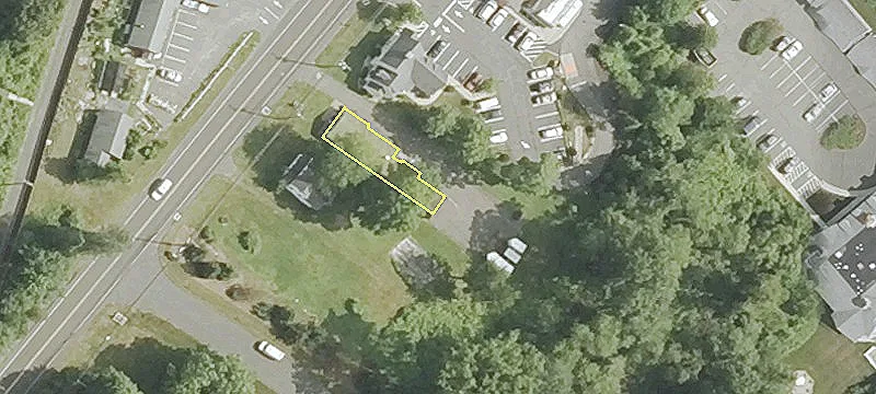 Retail/Office Space in Simsbury
