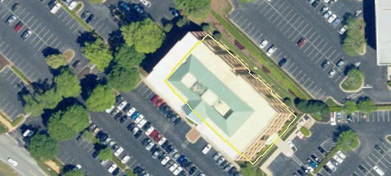Office Space with Tenant Amenities