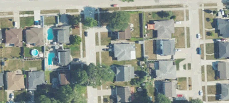 Land at Mound and Metro