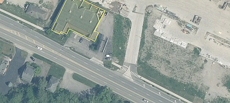 Dynamic Mixed-Use Community Retail Space
