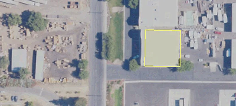 Industrial Space Near I-5 & Hwy 113