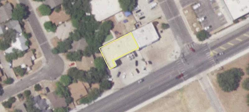 High-Traffic Retail Space Available