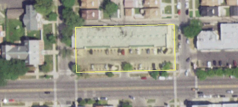Retail Space on Fullerton Avenue