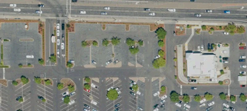Fair Oaks Retail Space Available