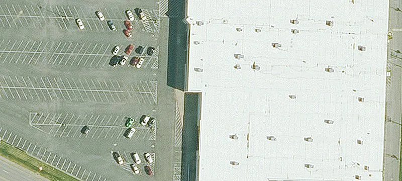 Retail Space with High Visibility
