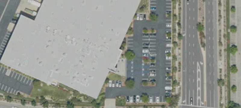 Valencia Warehouse with Loading Docks