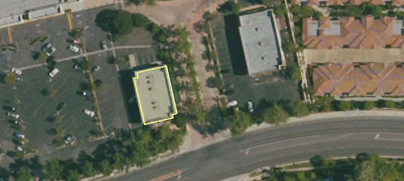 Retail Space in Simi Valley