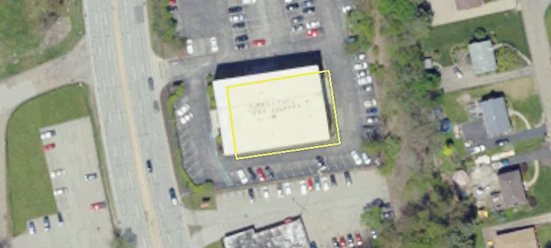 Convenient Office Space Near Mall
