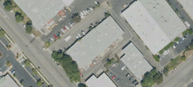 Valencia Warehouse with Storage Mezzanine
