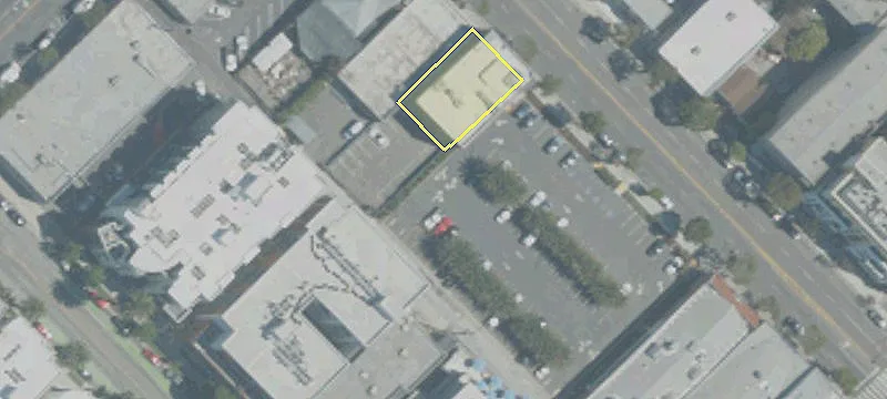 Prime Santa Monica Retail Space